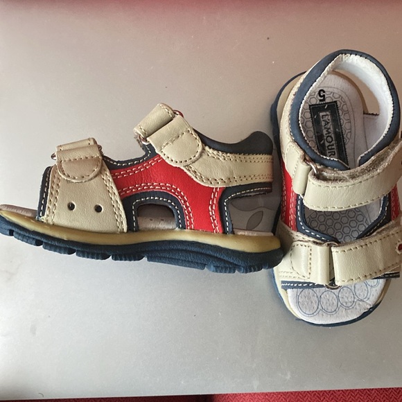 NWOT - Toddler Kids Summer Sandals (US 12) (pic shows 5. we have sz 12) - Picture 2 of 3